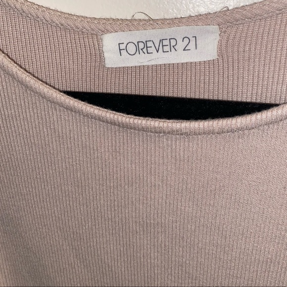 Beige crop top - Picture 4 of 4